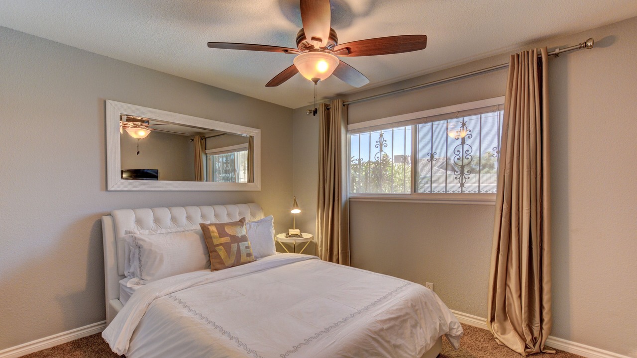 Photo of Bedroom in Rancho Oakey
