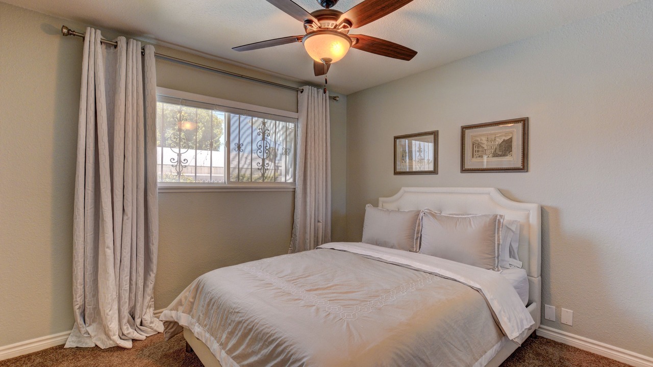 Photo of Bedroom in Rancho Oakey