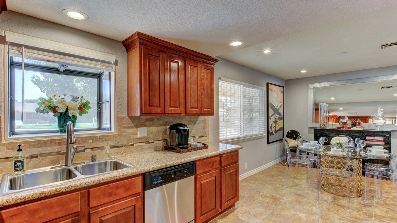 Photo of Kitchen in Rancho Oakey