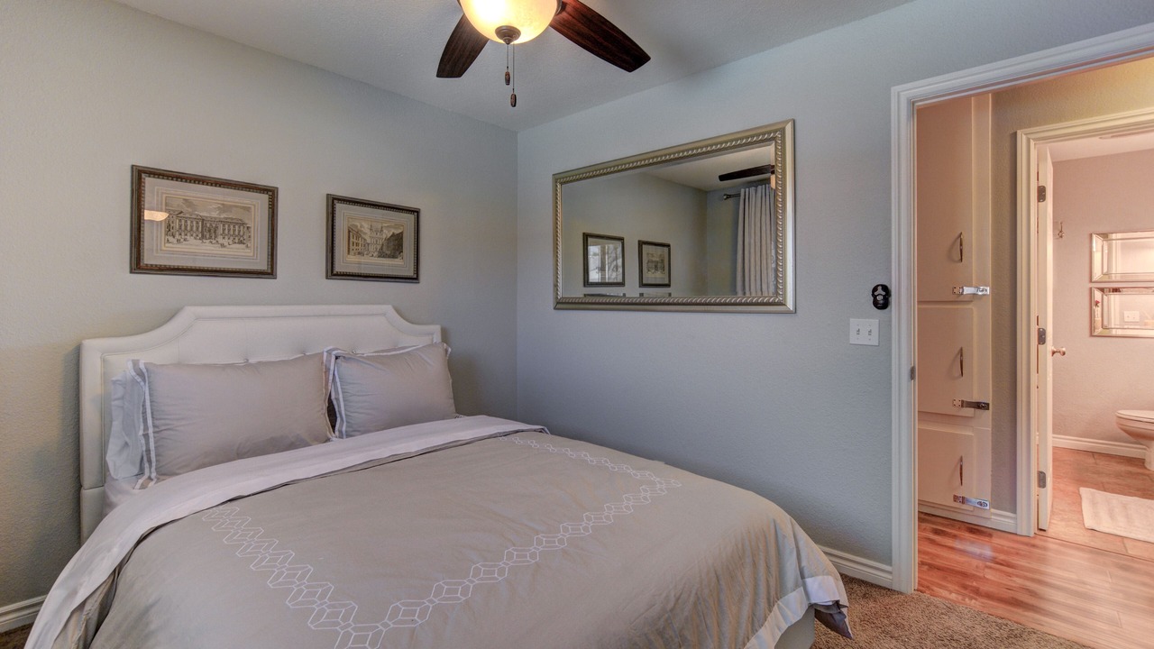 Photo of Bedroom in Rancho Oakey