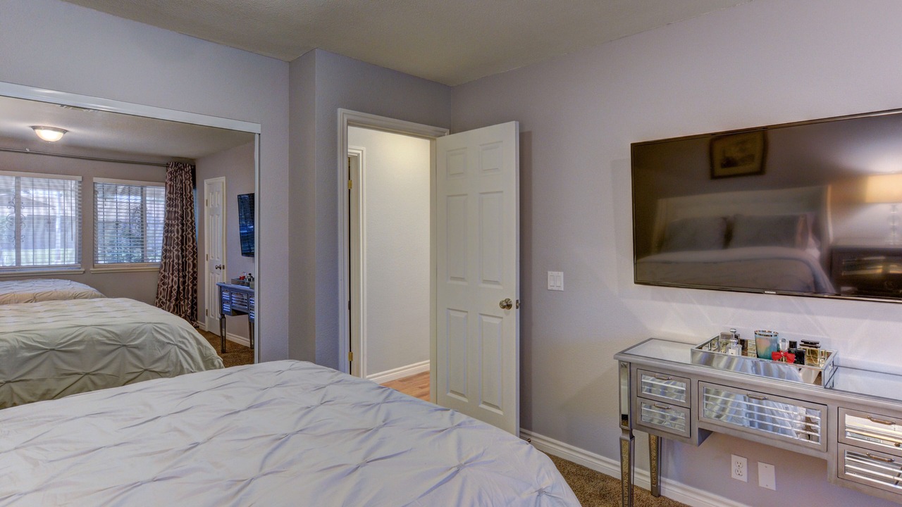 Photo of Bedroom in Rancho Oakey