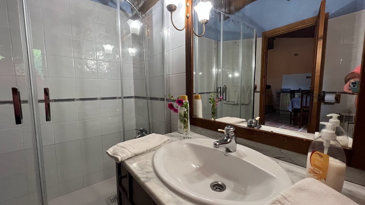 Photo of Bathroom in Sobremazas