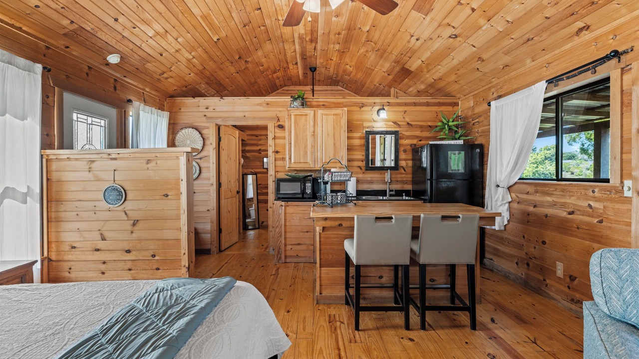 Photo of Livingroom in Fredericksburg