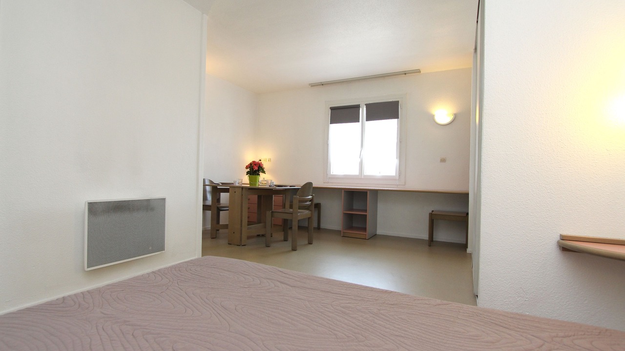 Photo of Bedroom in Villenave-d'Ornon