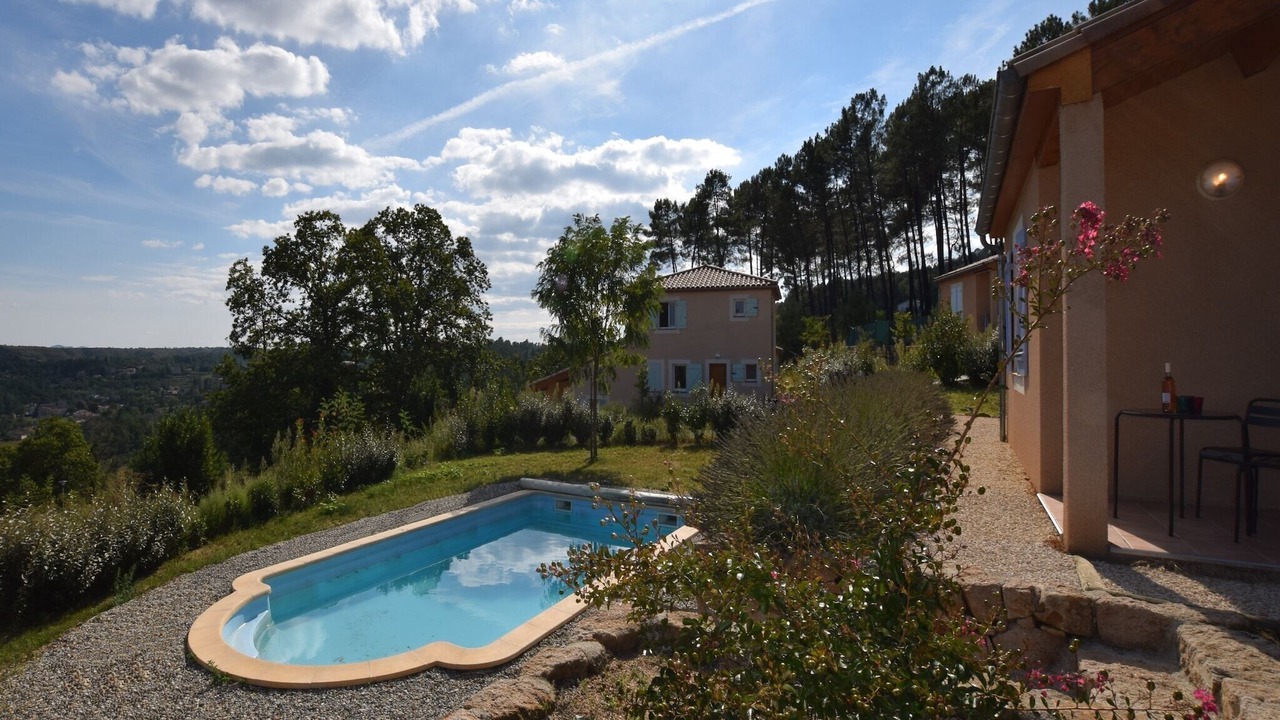 Photo of Outdoor in Joyeuse