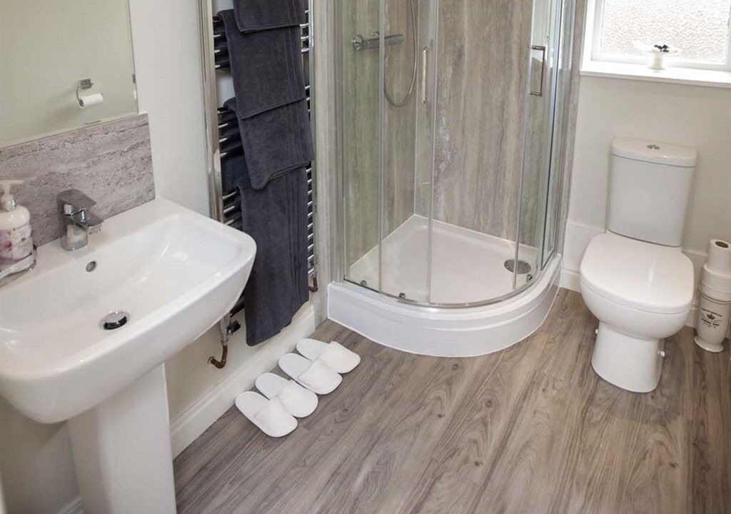Photo of Bathroom in Giggleswick