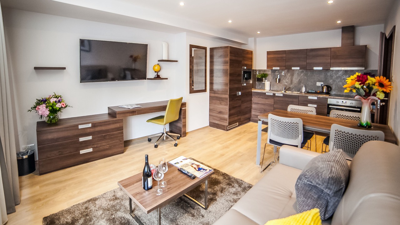 Photo of Livingroom in Thames Ditton