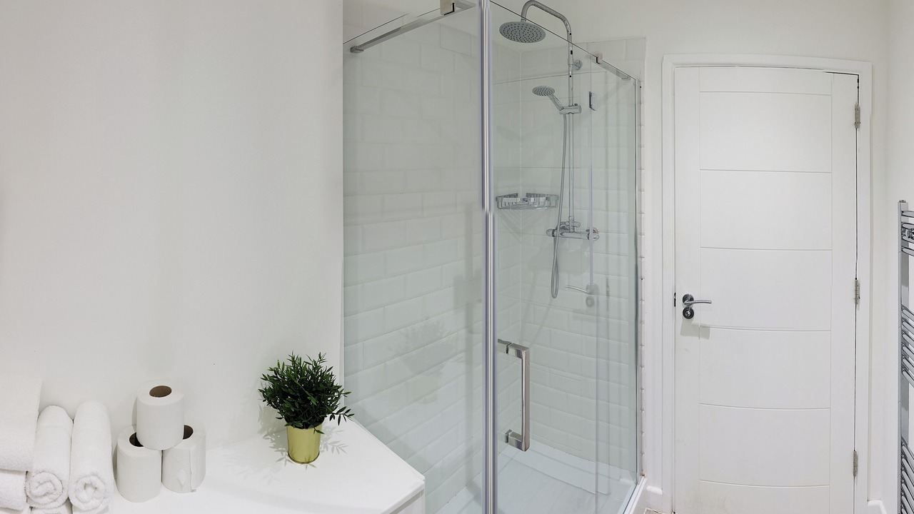 Photo of Bathroom in Thames Ditton