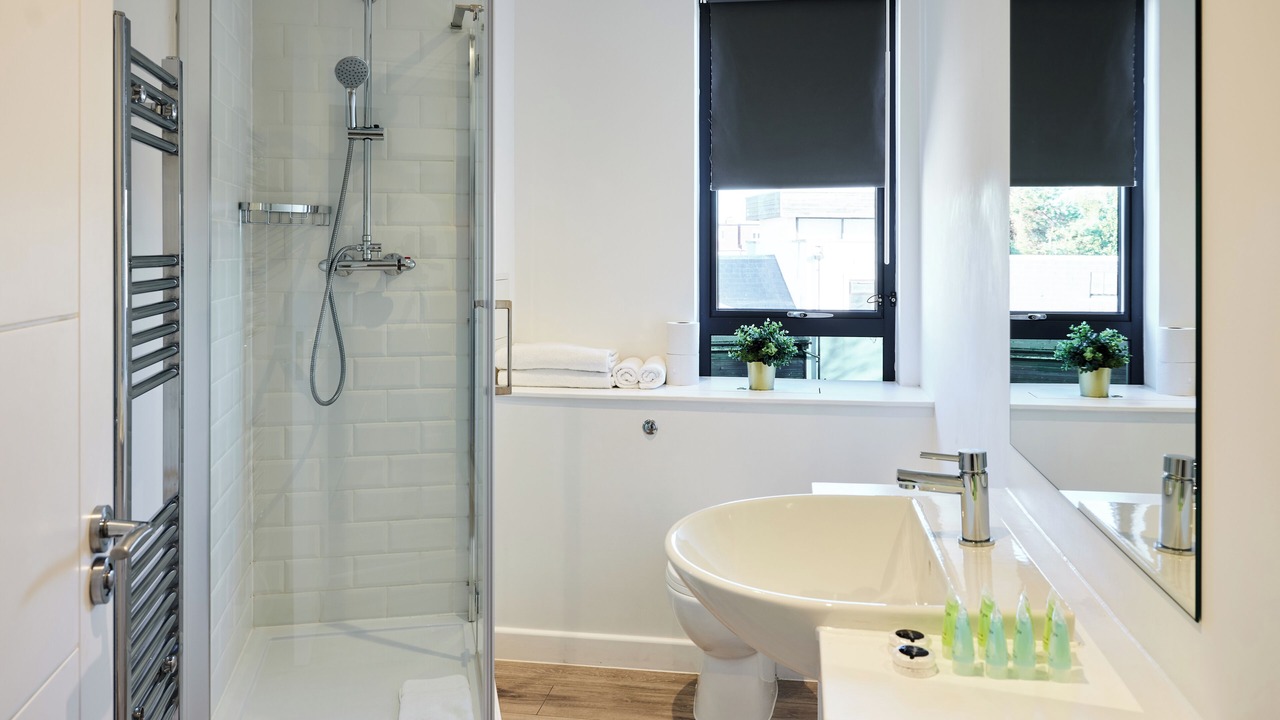 Photo of Bathroom in Thames Ditton