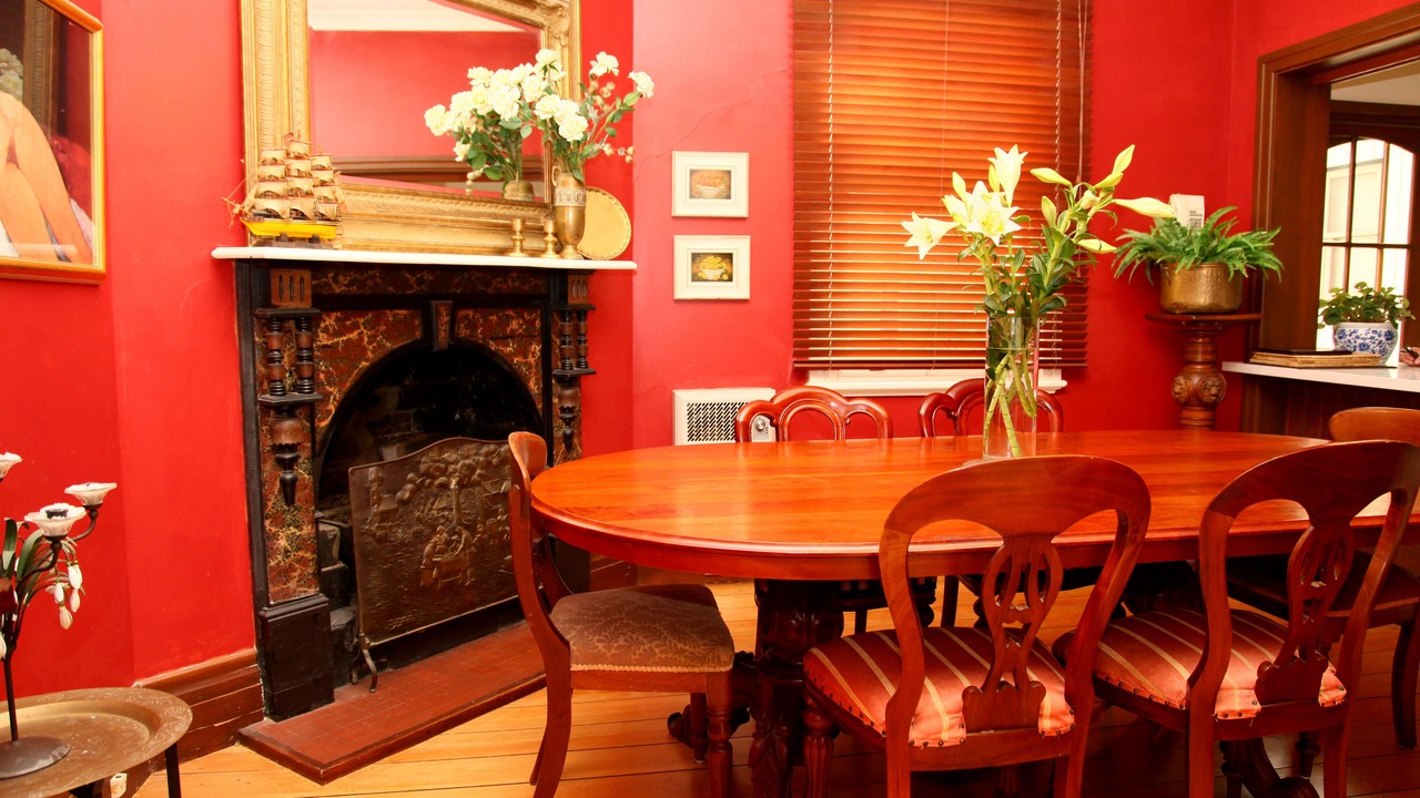 Photo of Livingroom in Orange