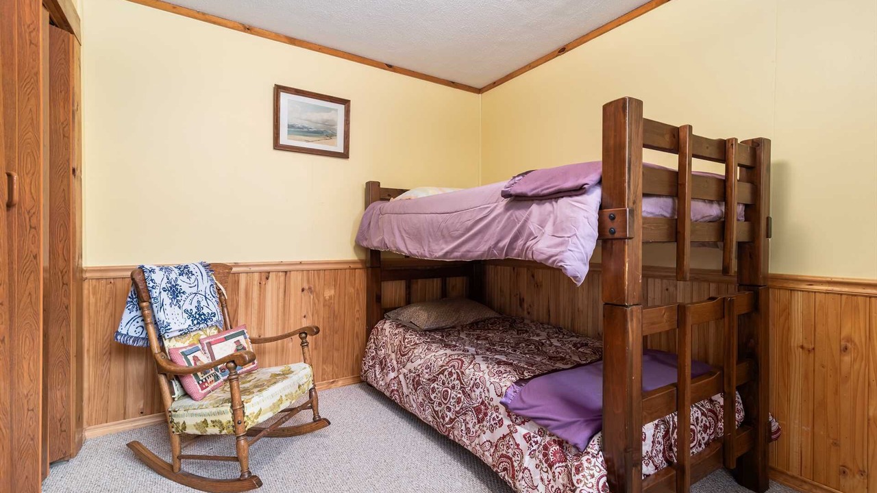 Photo of Bedroom in Mackinaw City