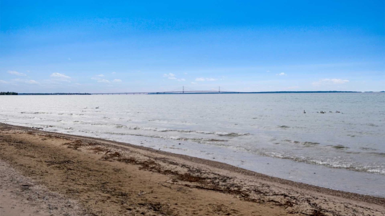 Photo of Others in Mackinaw City