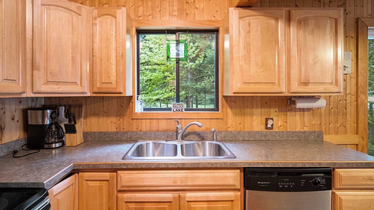 Photo of Kitchen in Mackinaw City