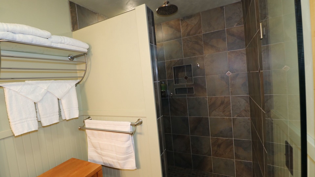 Photo of Bathroom in Baileys Harbor