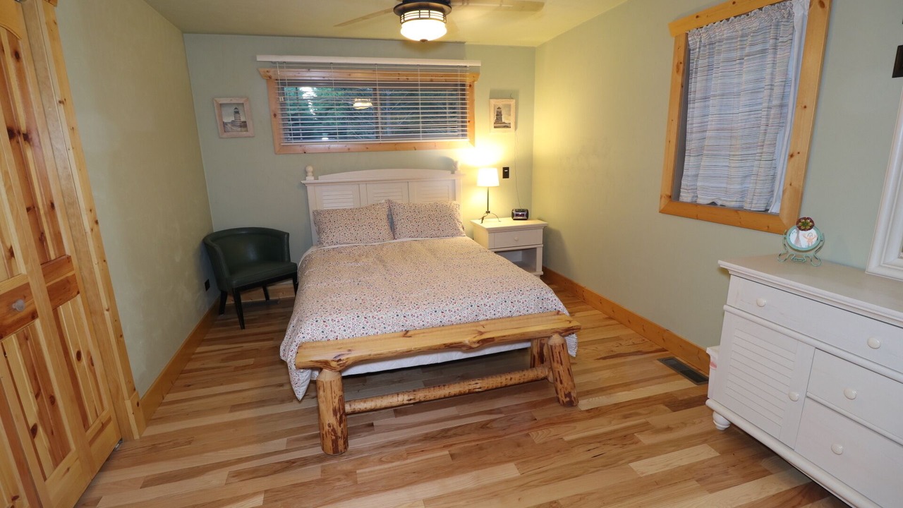 Photo of Bedroom in Baileys Harbor