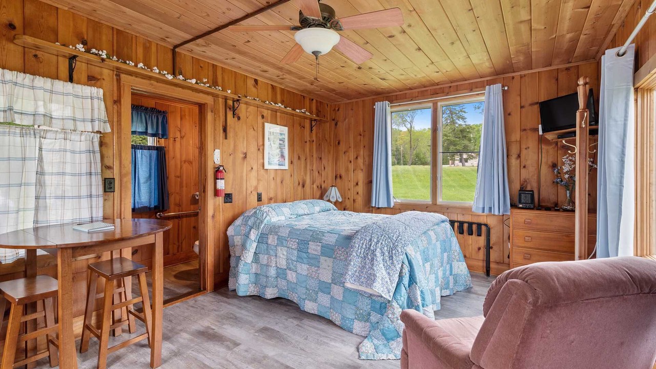 Photo of Bedroom in Cheboygan