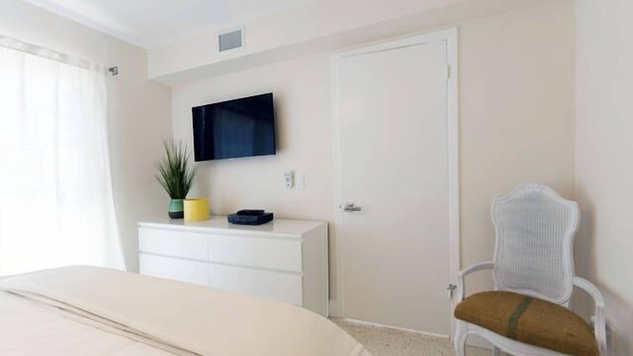 Photo of Bedroom in Bay Esplanade