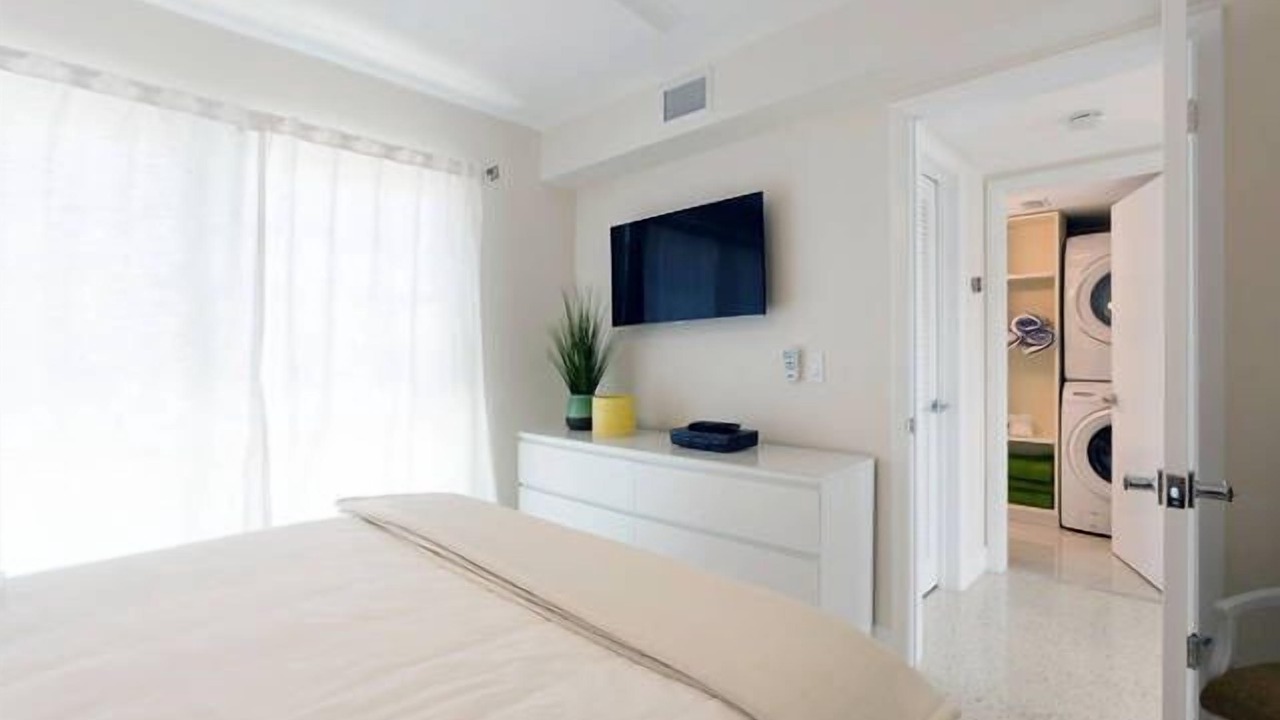 Photo of Bedroom in Bay Esplanade