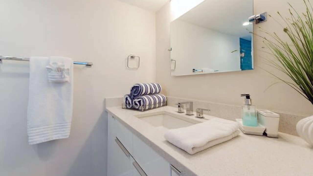 Photo of Bathroom in Bay Esplanade