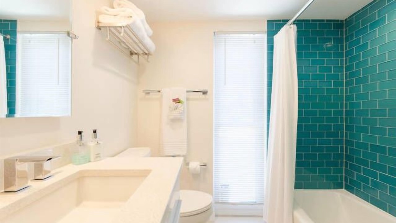Photo of Bathroom in Bay Esplanade