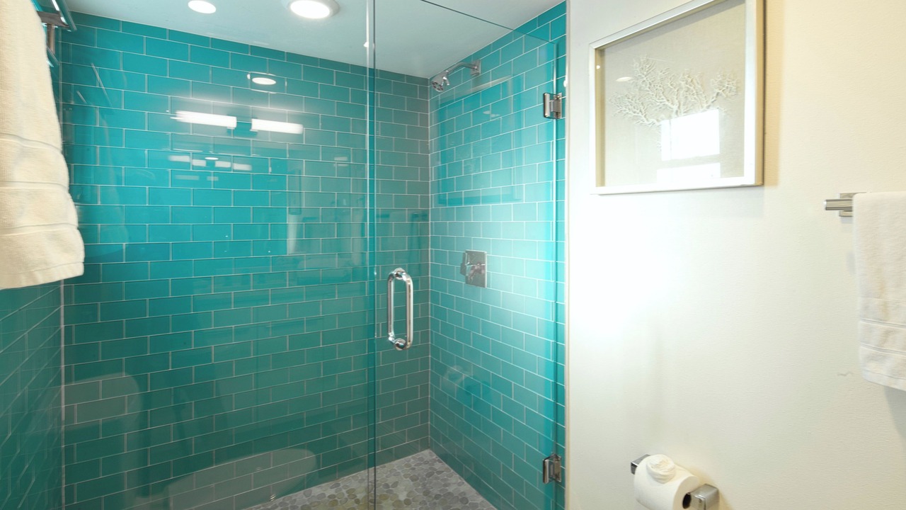 Photo of Bathroom in Bay Esplanade