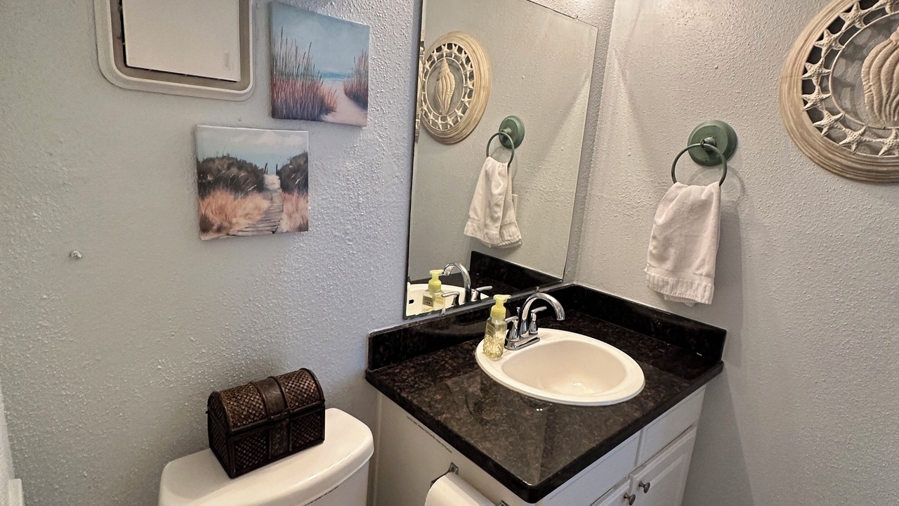 Photo of Bathroom in Galveston