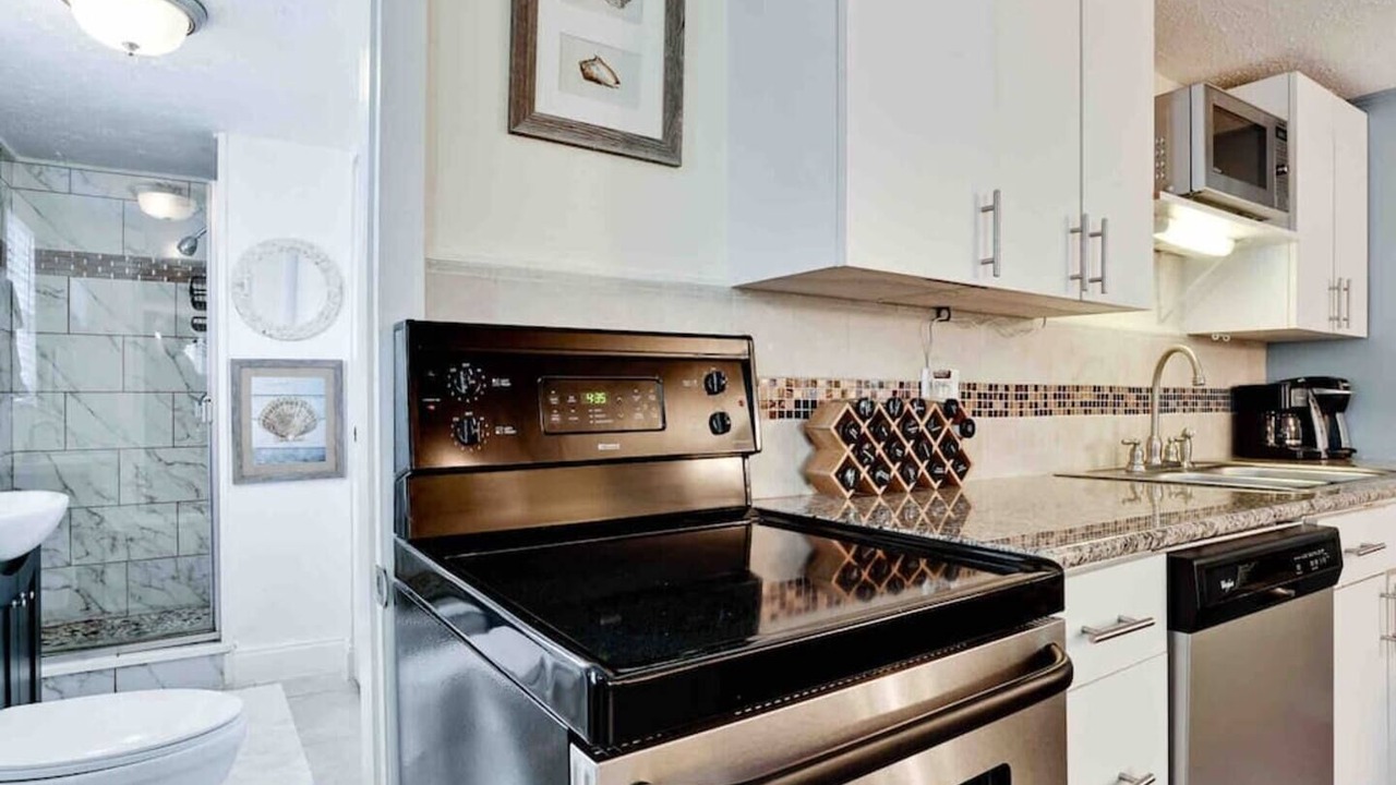 Photo of Kitchen in Englewood