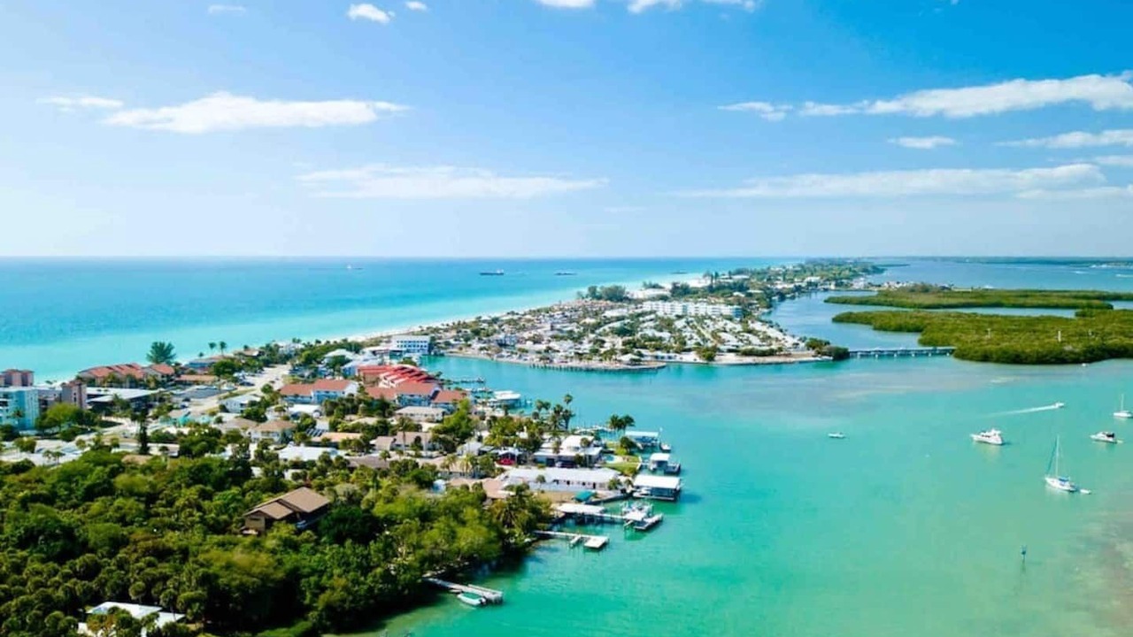 Photo of Others in Englewood