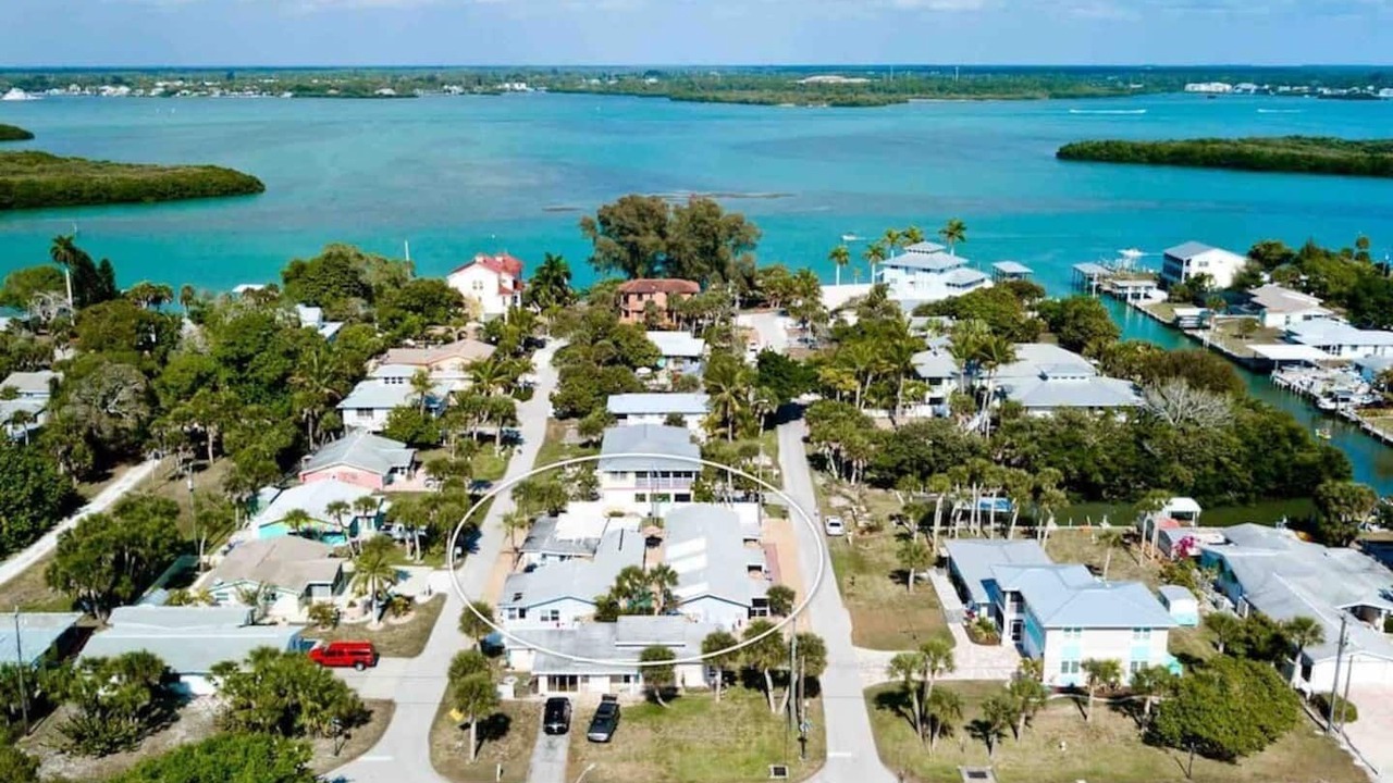 Photo of Others in Englewood