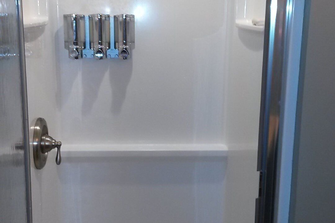 Photo of Bathroom in Four O'Clock