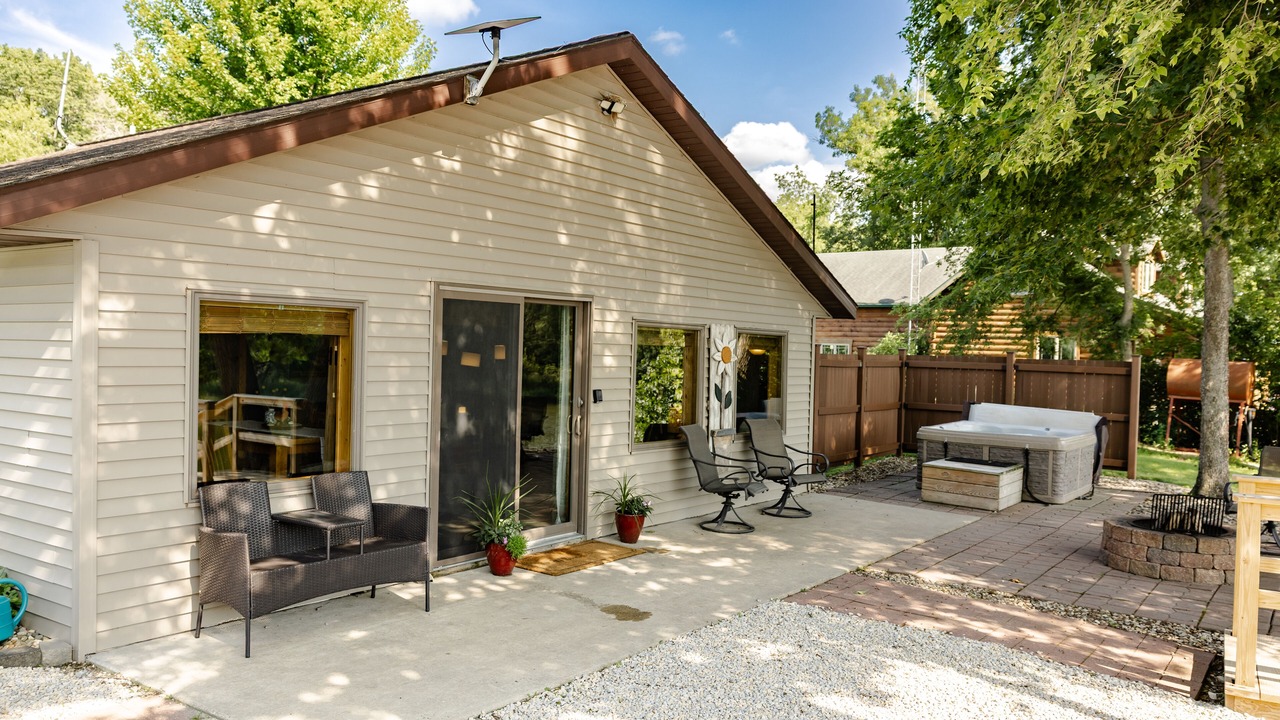 Photo of Outdoor in Charles City