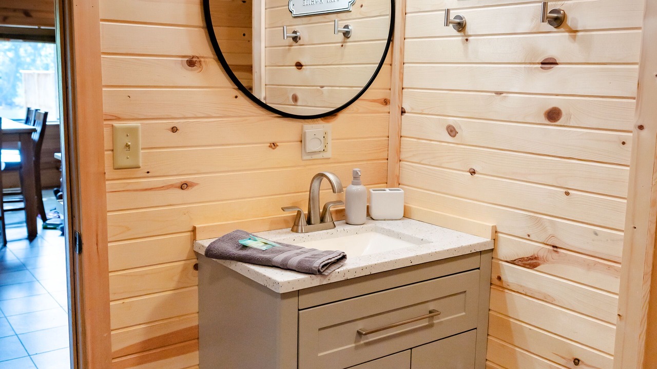 Photo of Bathroom in Charles City