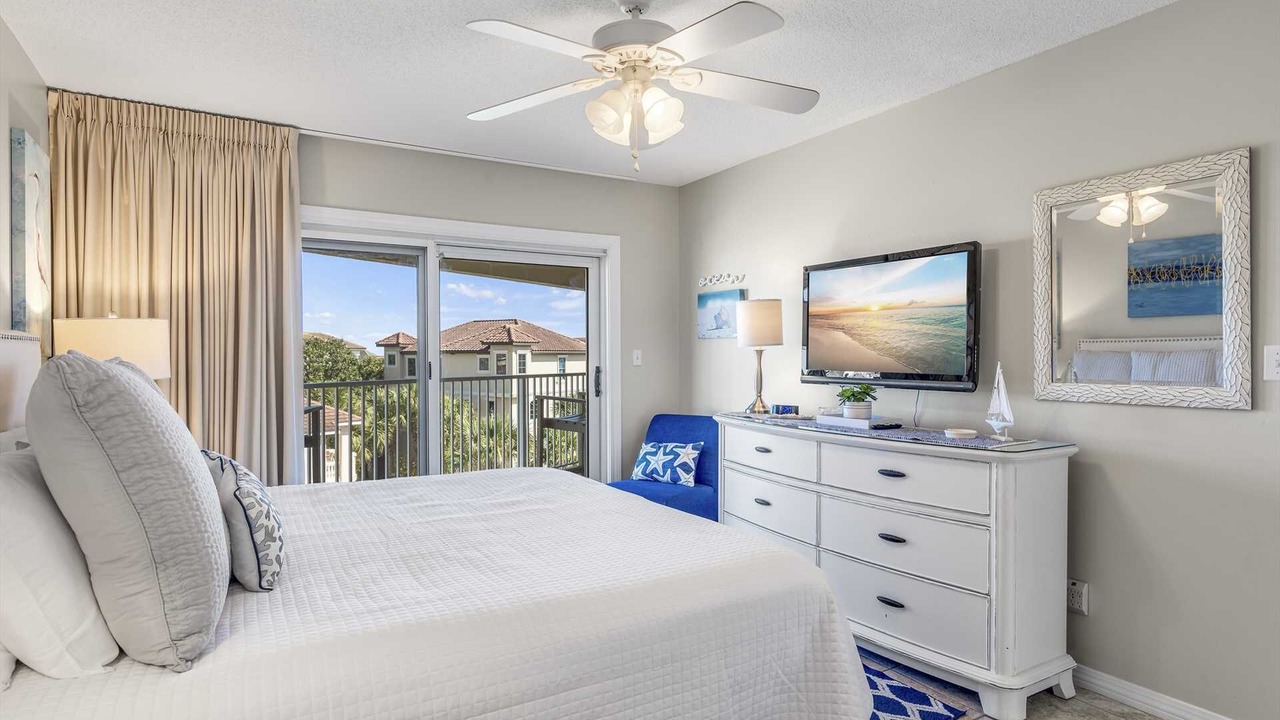 Photo of Bedroom in Miramar Beach