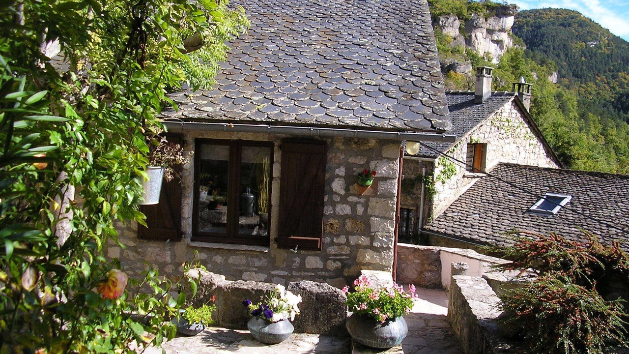 Photo of Others in Cantobre