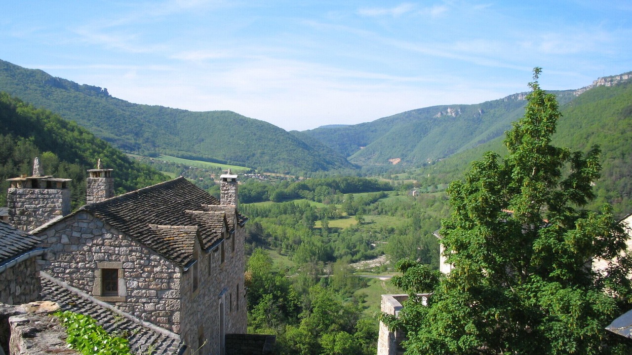 Photo of Others in Cantobre