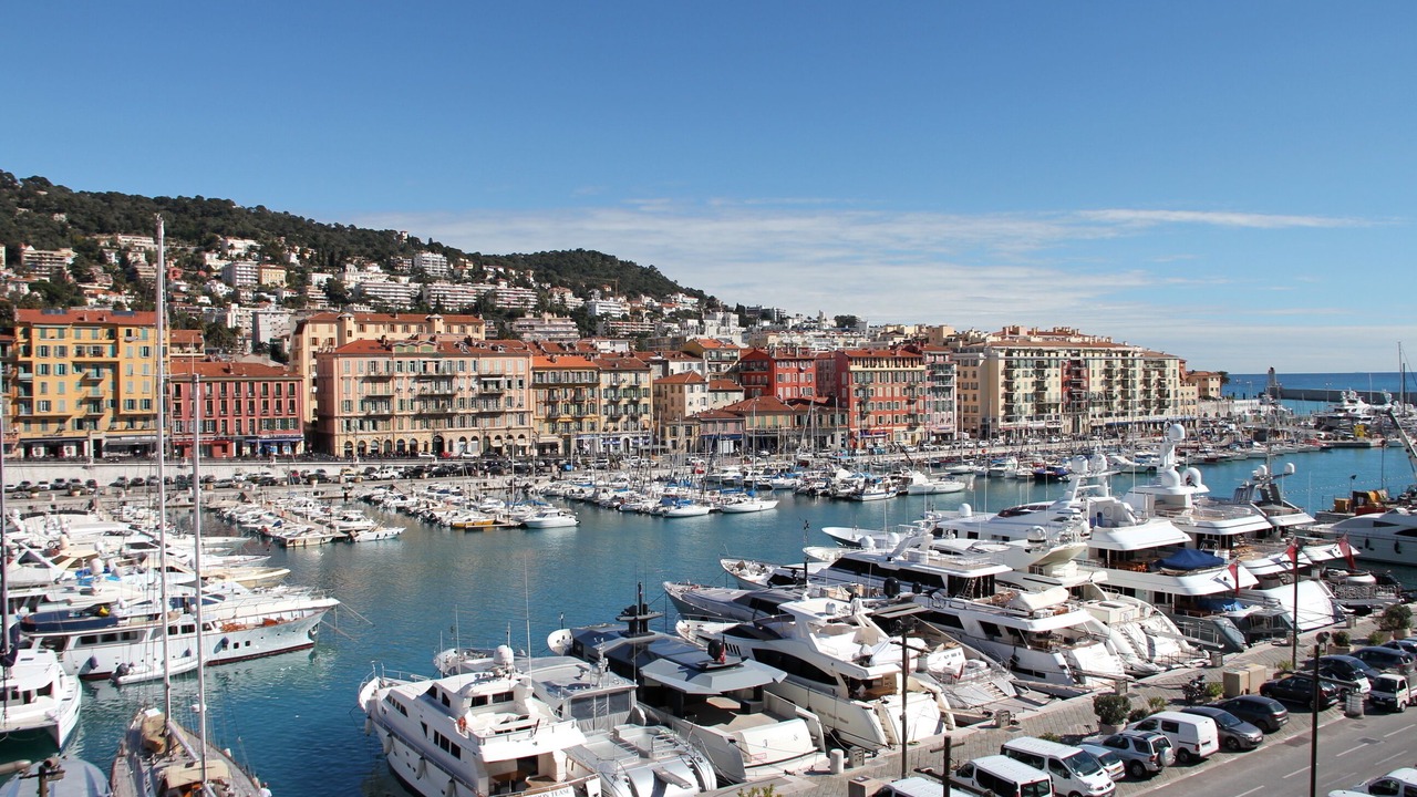Photo of Others in Quartier du Port