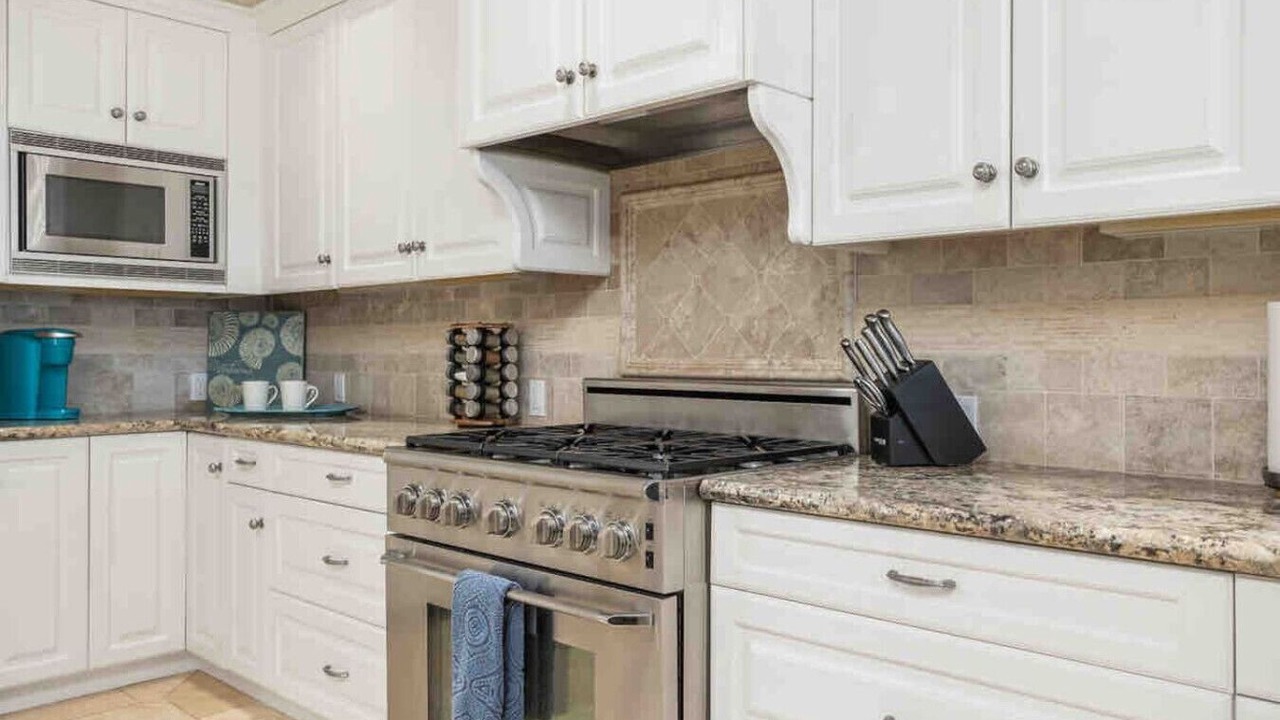 Photo of Kitchen in Townsite