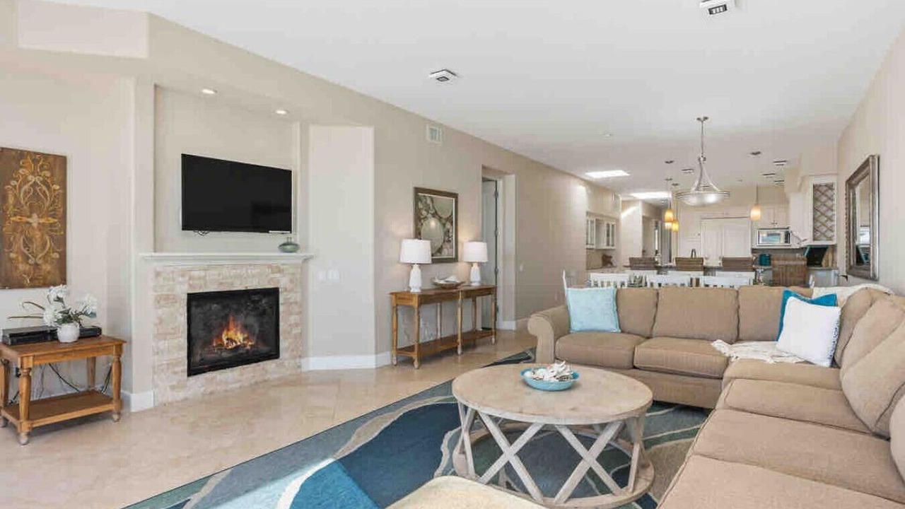 Photo of Livingroom in Townsite