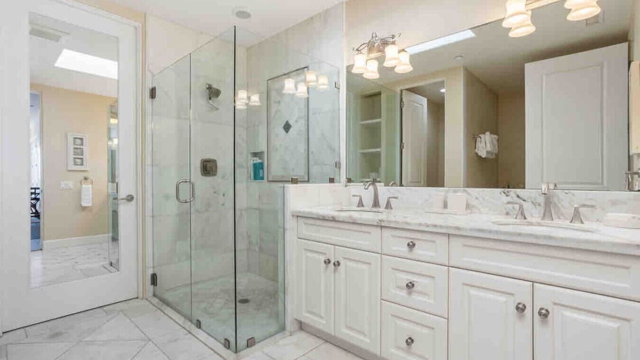 Photo of Bathroom in Townsite