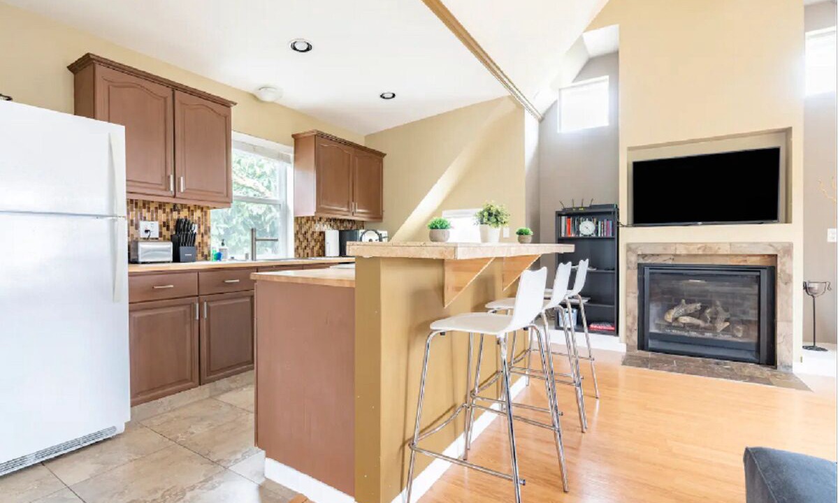 Photo of Kitchen in Southeast Magnolia