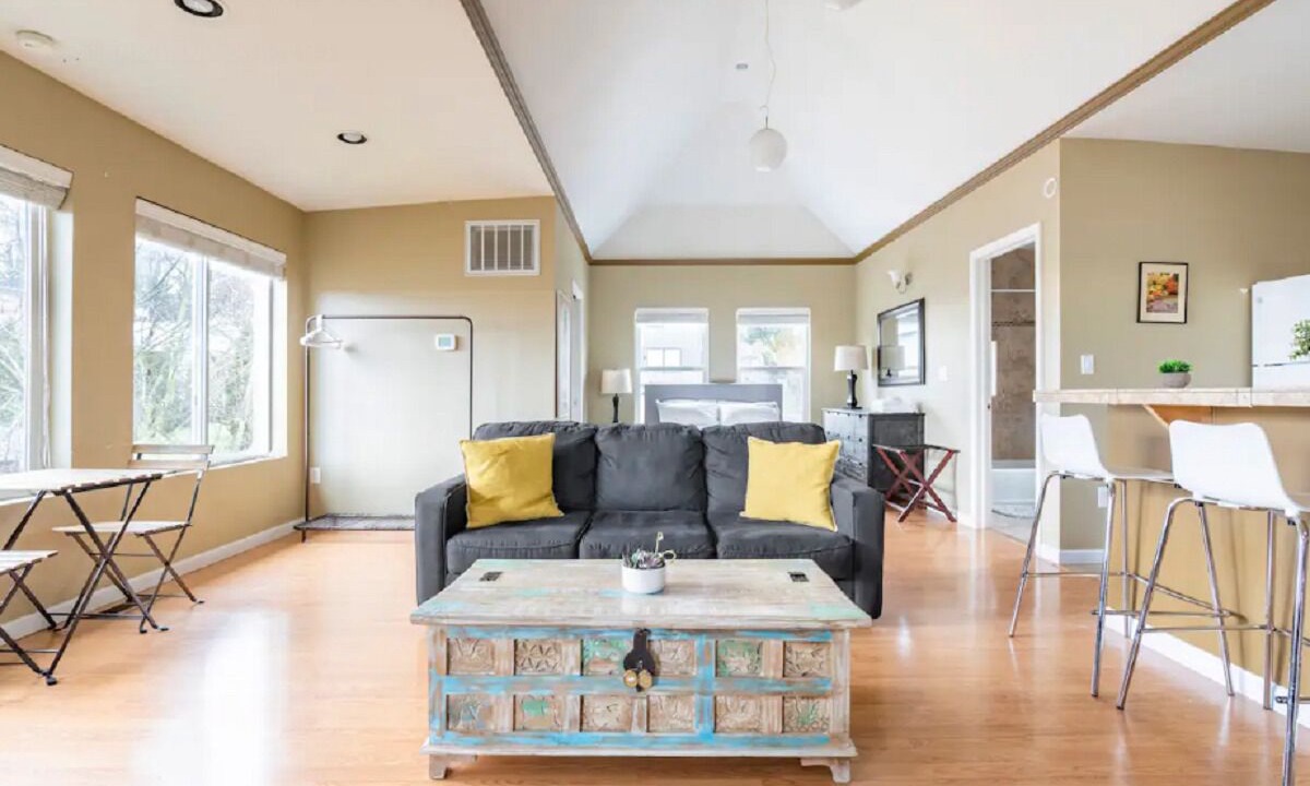 Photo of Livingroom in Southeast Magnolia