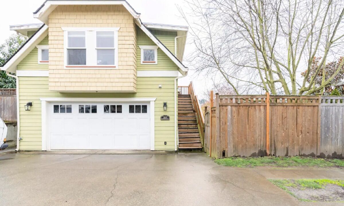 Photo of Outdoor in Southeast Magnolia