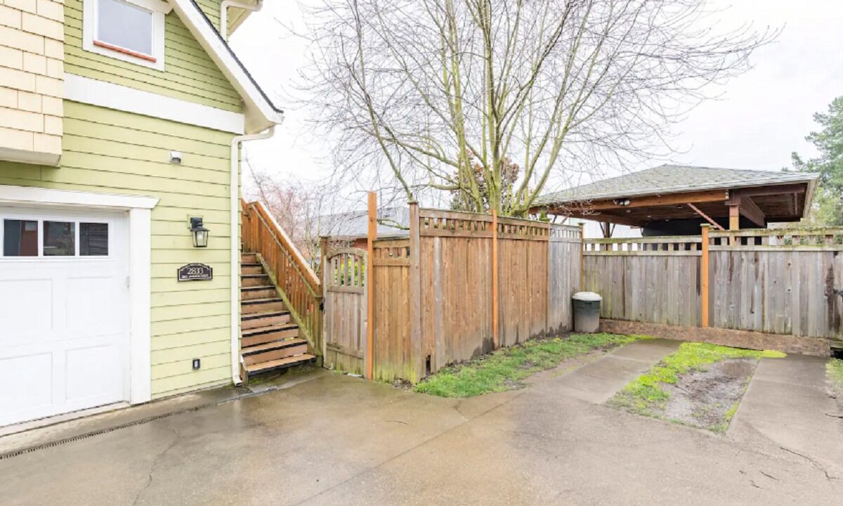 Photo of Outdoor in Southeast Magnolia