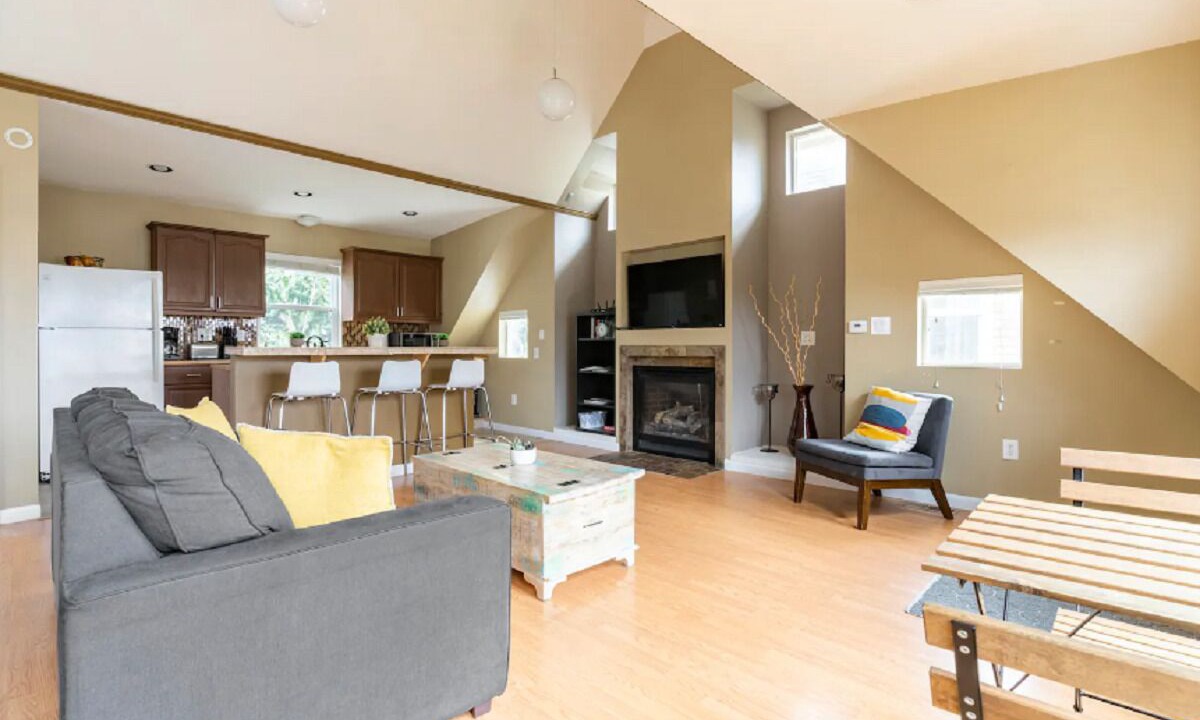 Photo of Livingroom in Southeast Magnolia