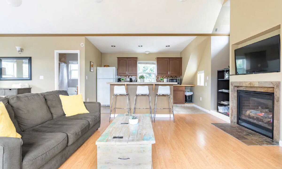 Photo of Livingroom in Southeast Magnolia