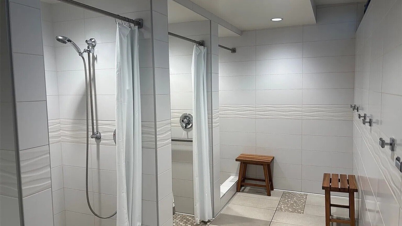 Photo of Bathroom in Waikiki