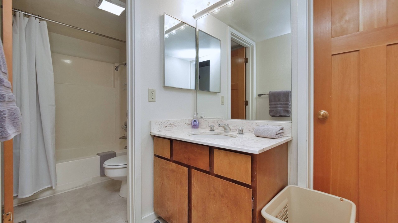 Photo of Bathroom in Lake Forest