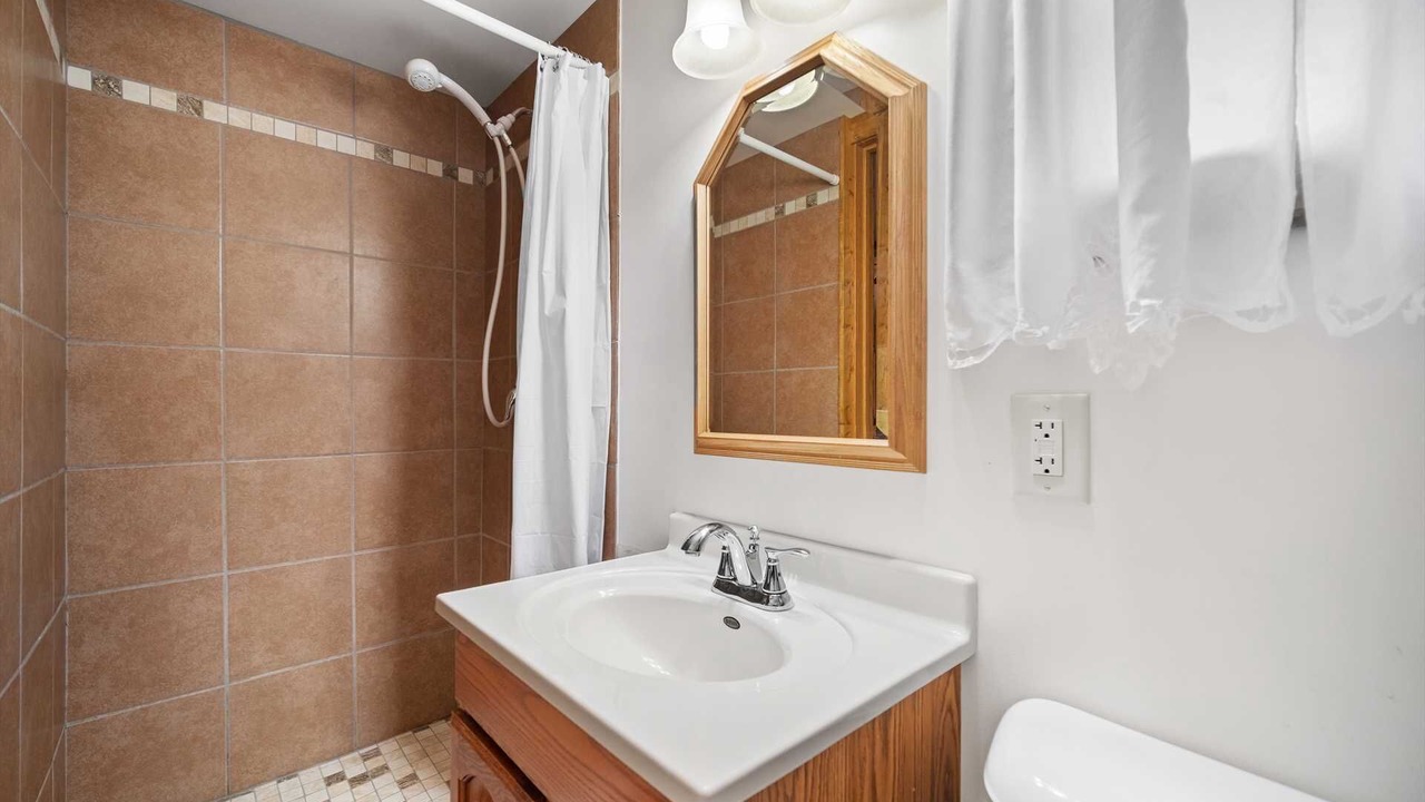 Photo of Bathroom in Cheboygan