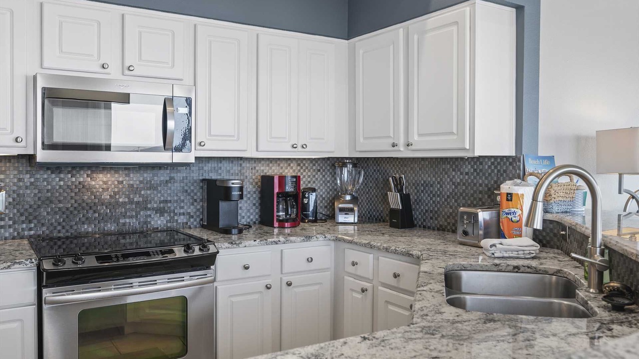 Photo of Kitchen in Avalon Beach Estates