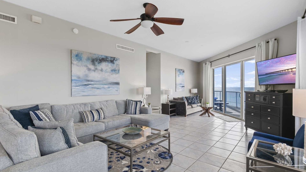 Photo of Livingroom in Avalon Beach Estates